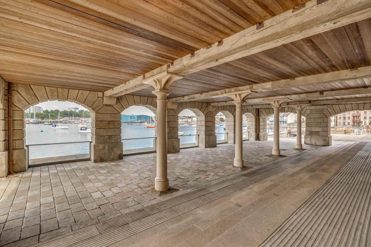 Luxury 2 Bed Apartment In Historic Royal William Yard Плаймаут Экстерьер фото